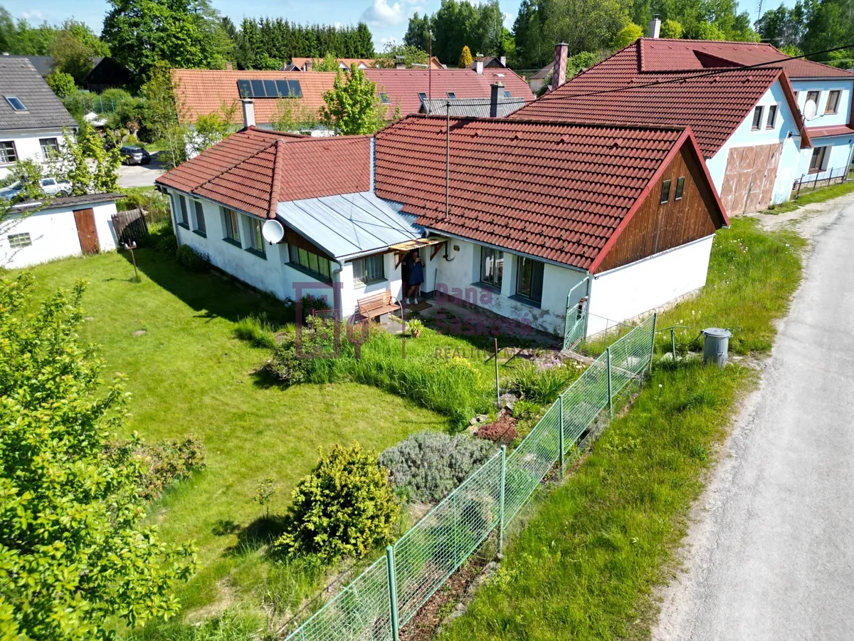Prodej rodinného domu 144 m², pozemek 980 m²